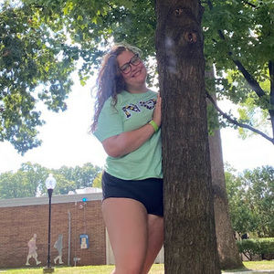 Meet your Posher, Elizabeth